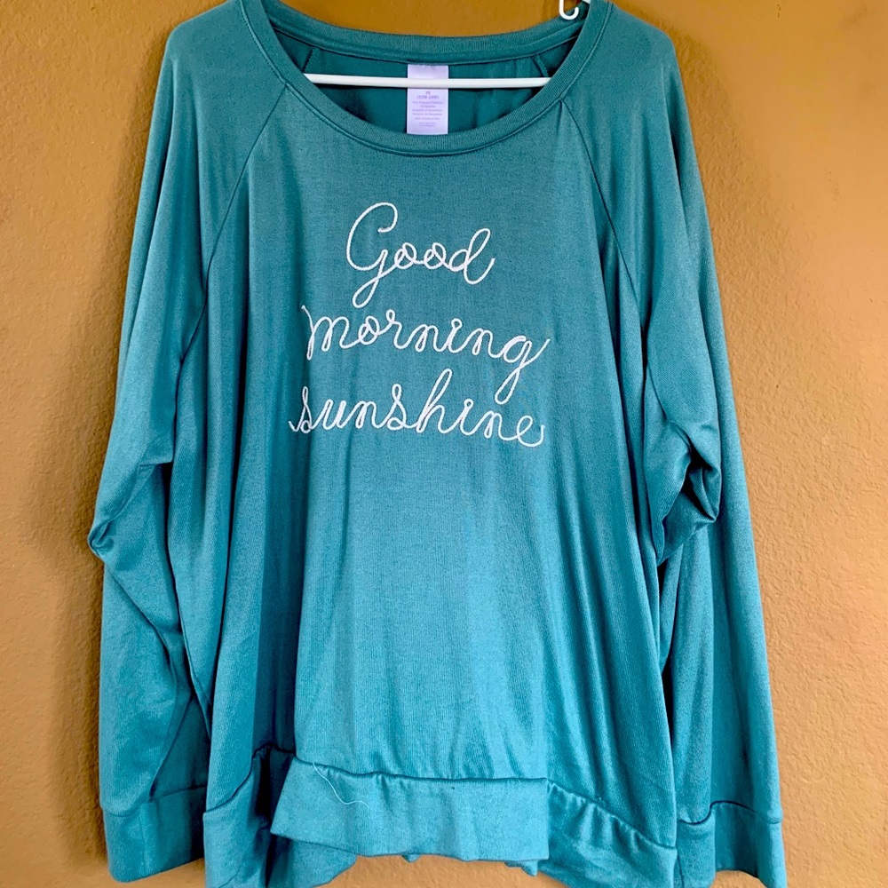 Pull over sweater